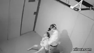 Грязную конфетку забрали в анальную психушку для болезненной терапии