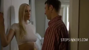 Stiefzus Kay Lovely Fucked Hard door haar taboe stiefbroer Chad Alva