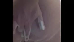 Masturbacja prysznicowa z tabu Anal Play - Hot Amateur Dougglove